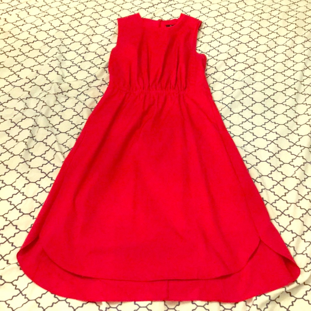 Classic Madewell red dress with pockets size 2!